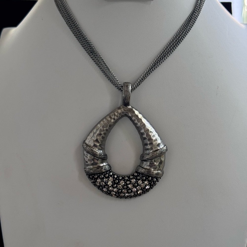 Premier Designs Silver and Black Pendant Necklace 15-19 inch